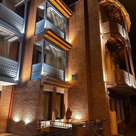Metekhi Boutique Hotel Тбилиси Экстерьер фото