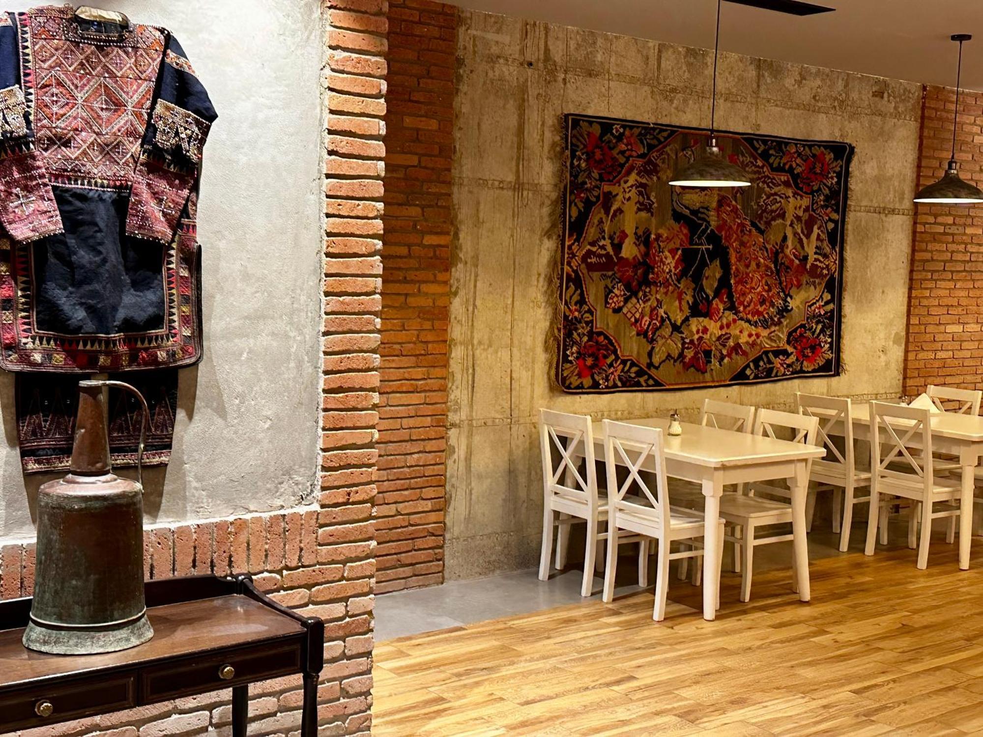 Metekhi Boutique Hotel Тбилиси Экстерьер фото