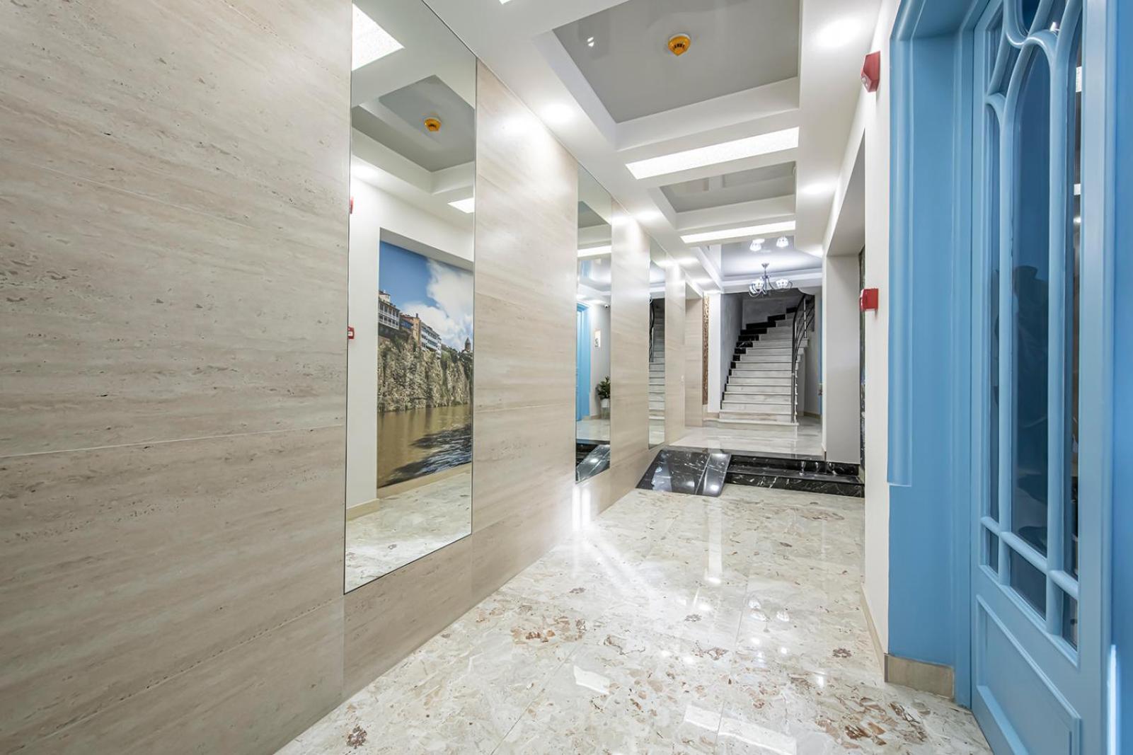 Metekhi Boutique Hotel Тбилиси Экстерьер фото