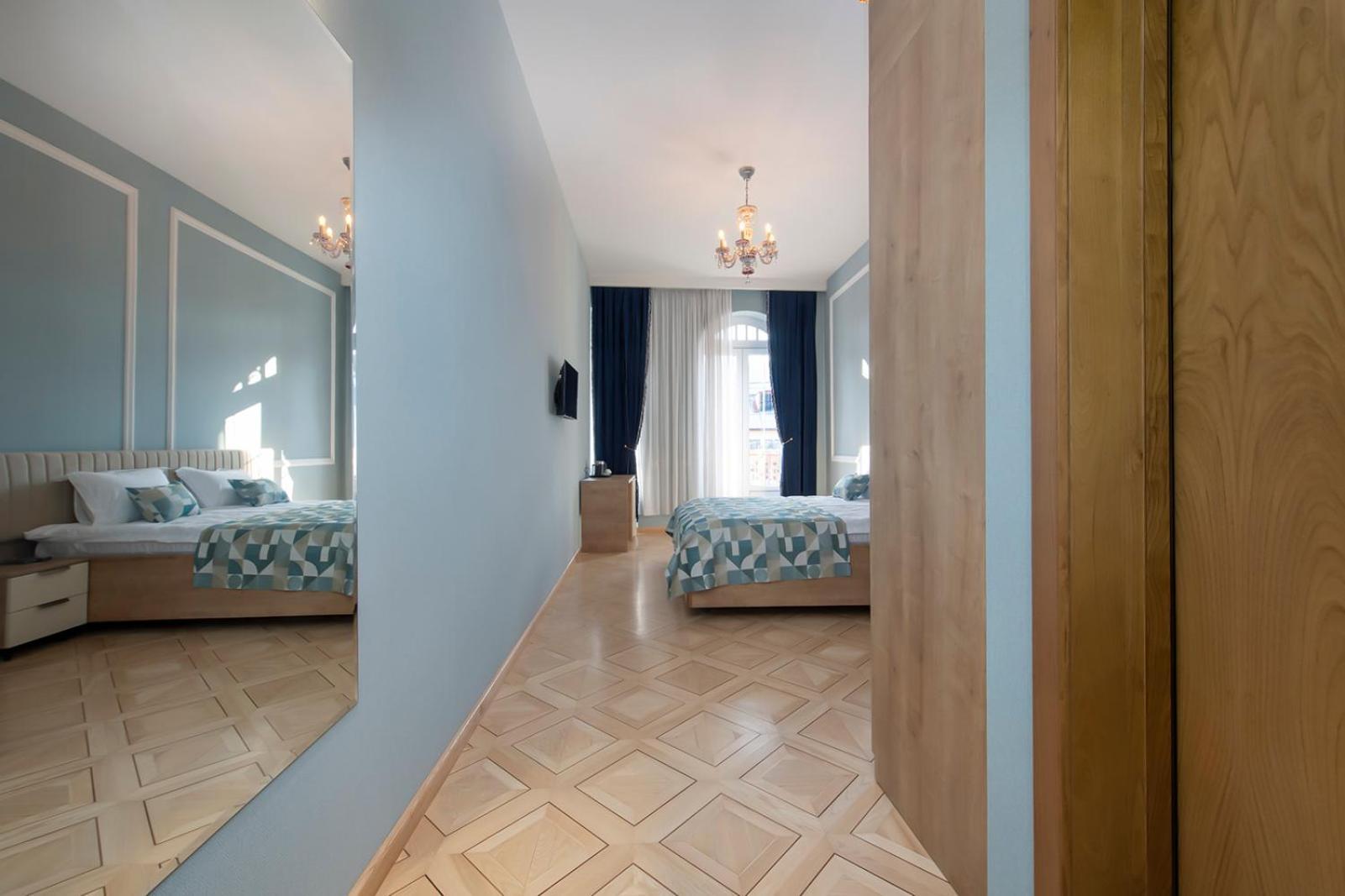 Metekhi Boutique Hotel Тбилиси Экстерьер фото
